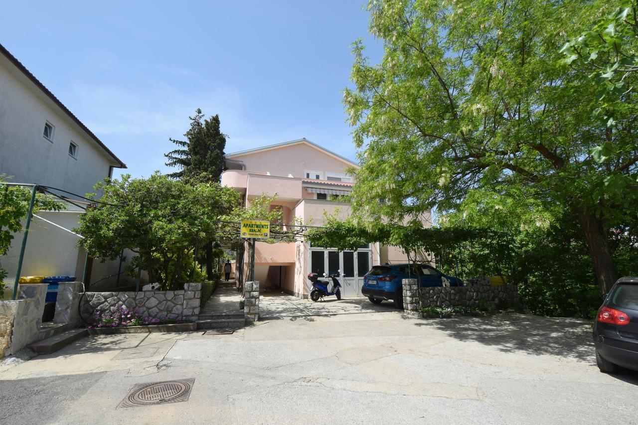 Apartments Kraljic Krk Town Exterior photo